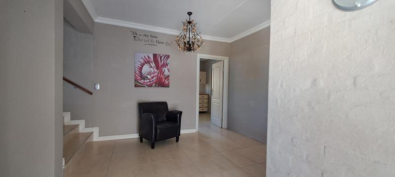 3 Bedroom Property for Sale in Stilbaai Wes Western Cape